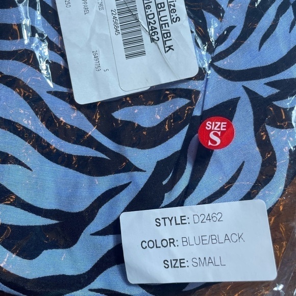 re:named Neha Leopard Print Dress blue/back - Picture 15 of 16